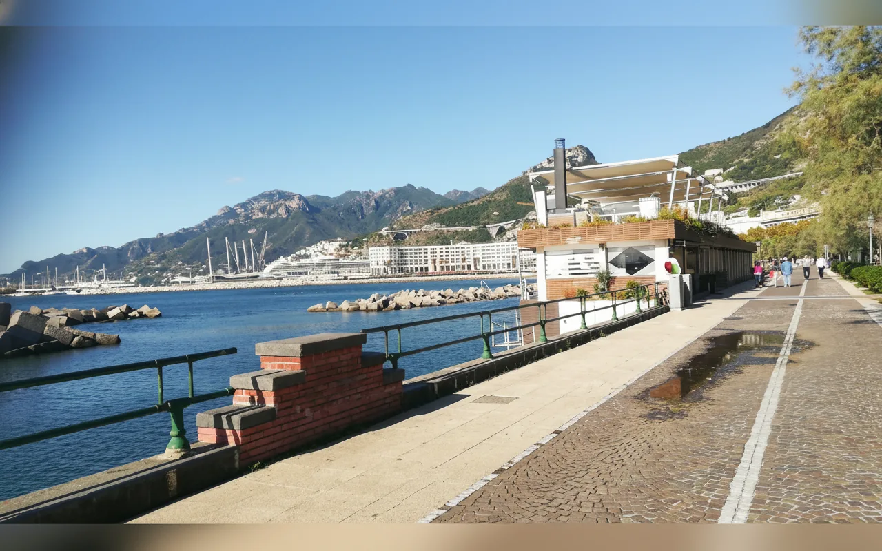 Il lungomare di Salerno — B&B Cielo Stellato, Salerno