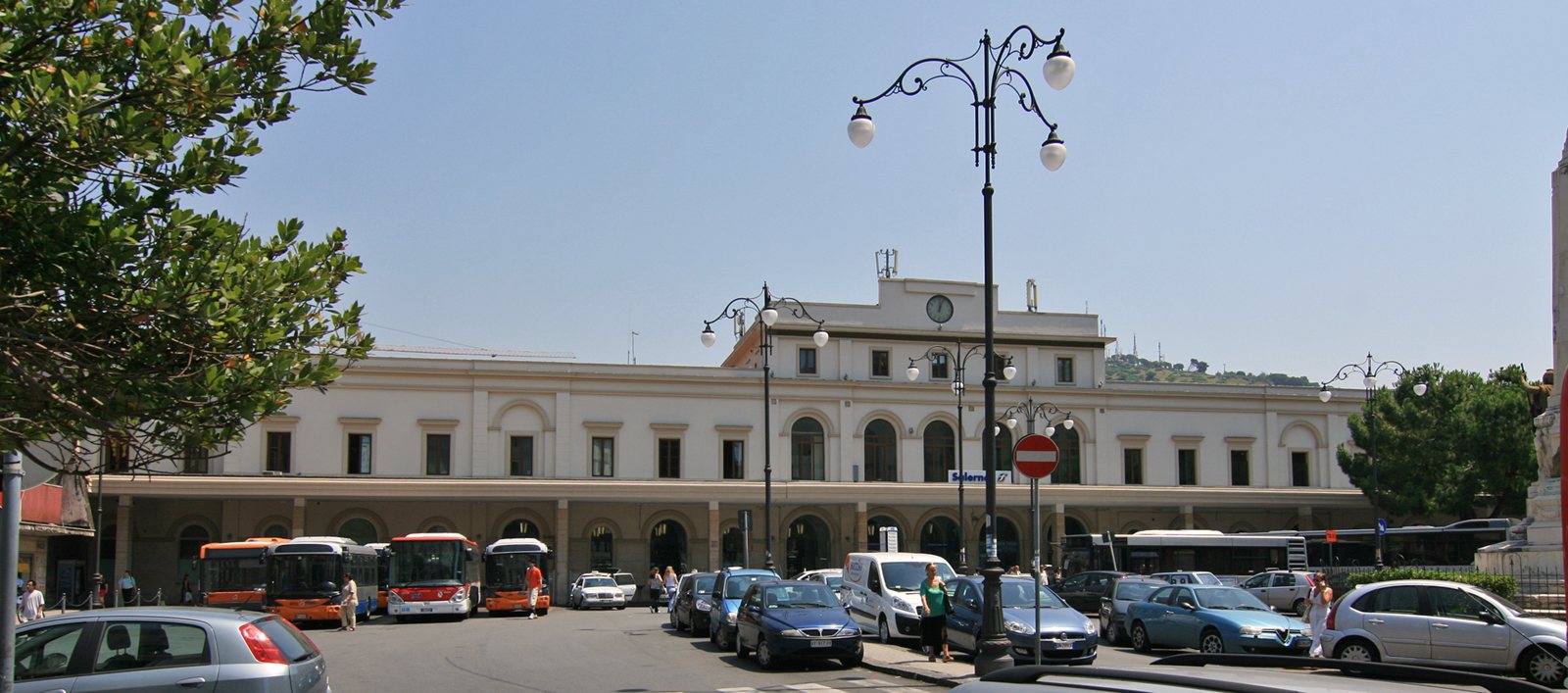 La stazione ferroviaria di Salerno